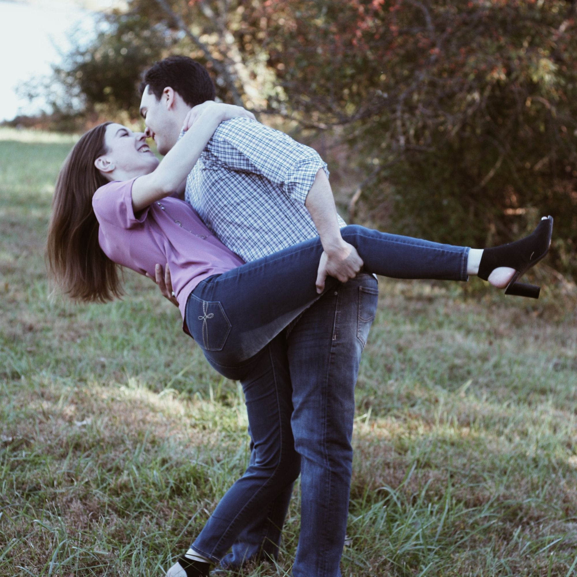 Nicole & Matt's Engagement - Photo 9