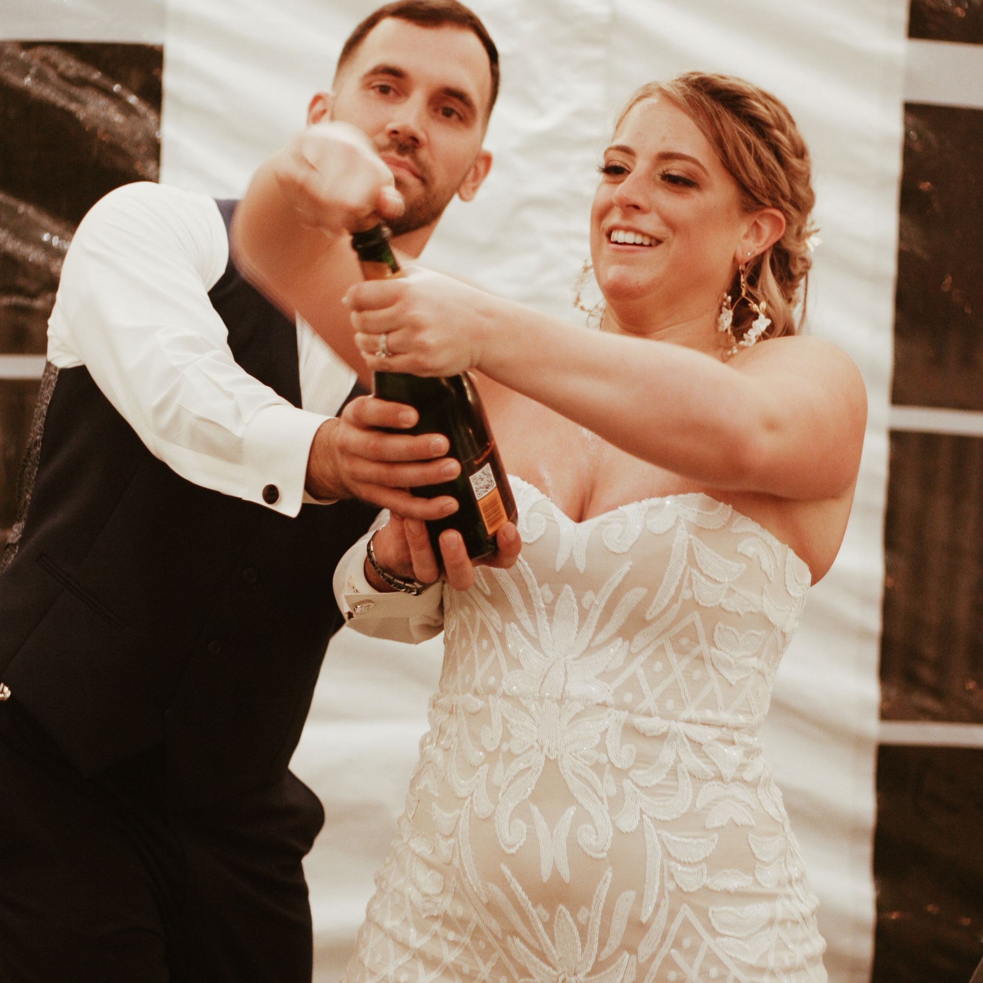 Alex & Matt - Photo 7