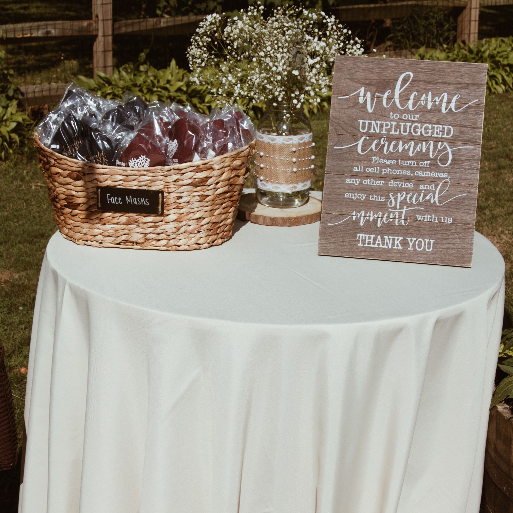 Amanda & Matt - Photo 23