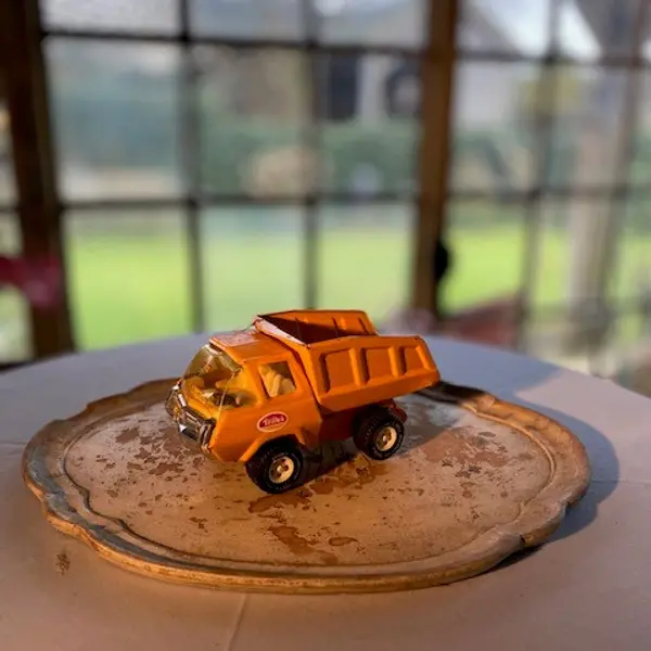 Vrachtwagen Tonka