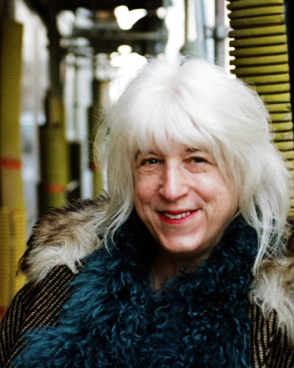 Portrait of Jennifer Landau Carter