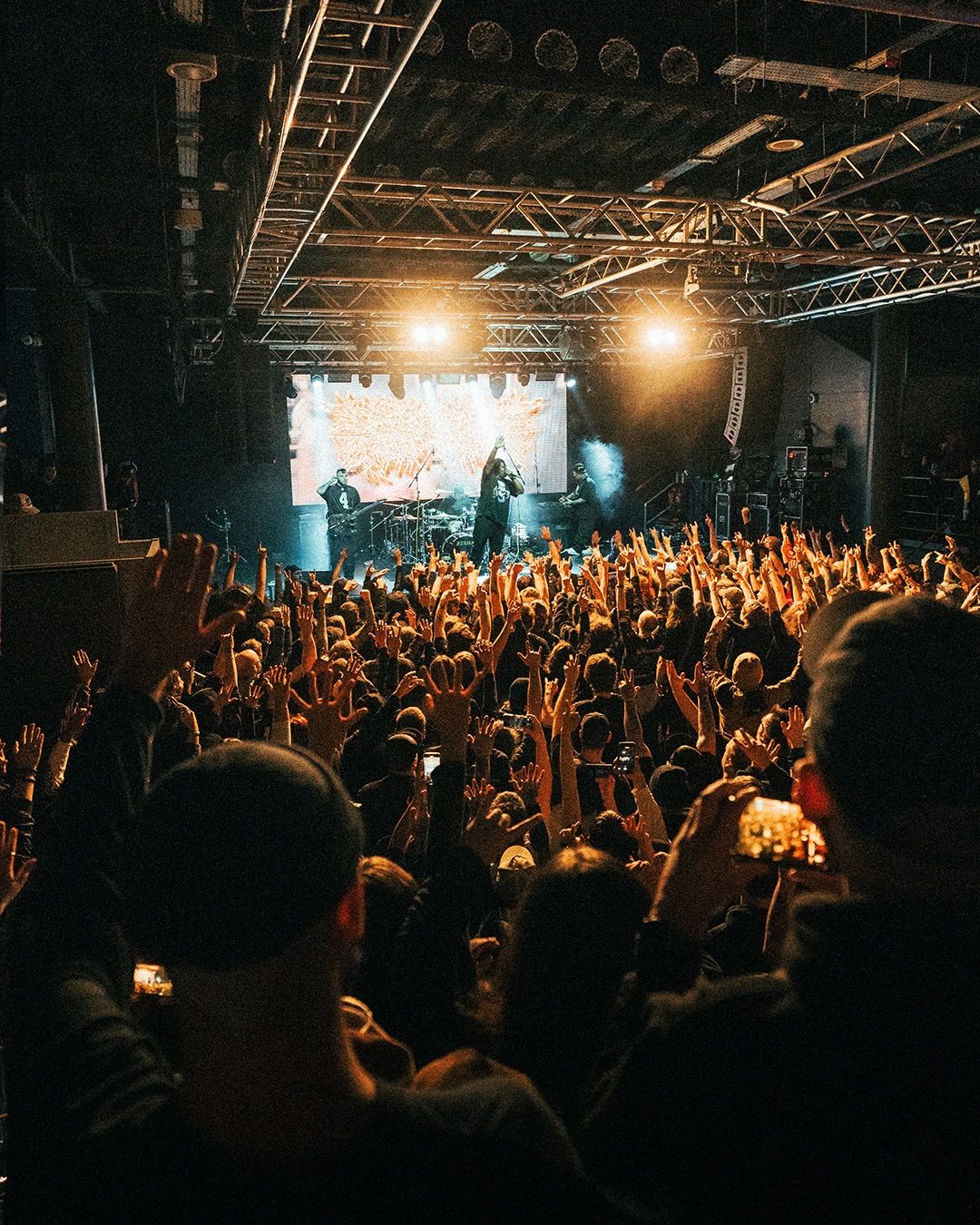 PeelingFlesh performing live on stage, photo by hrdmnxvisuals