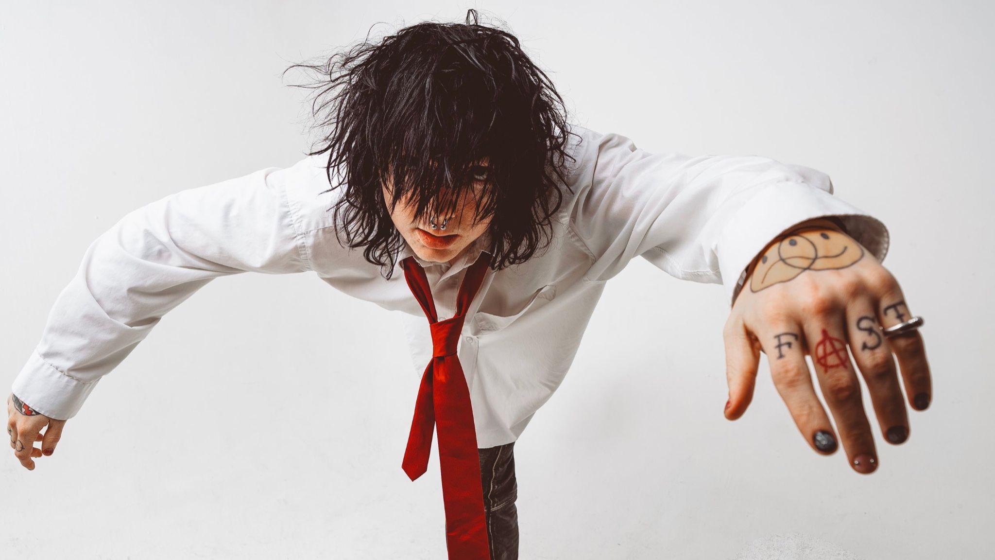 Sueco press photo for the Party's Over Tour