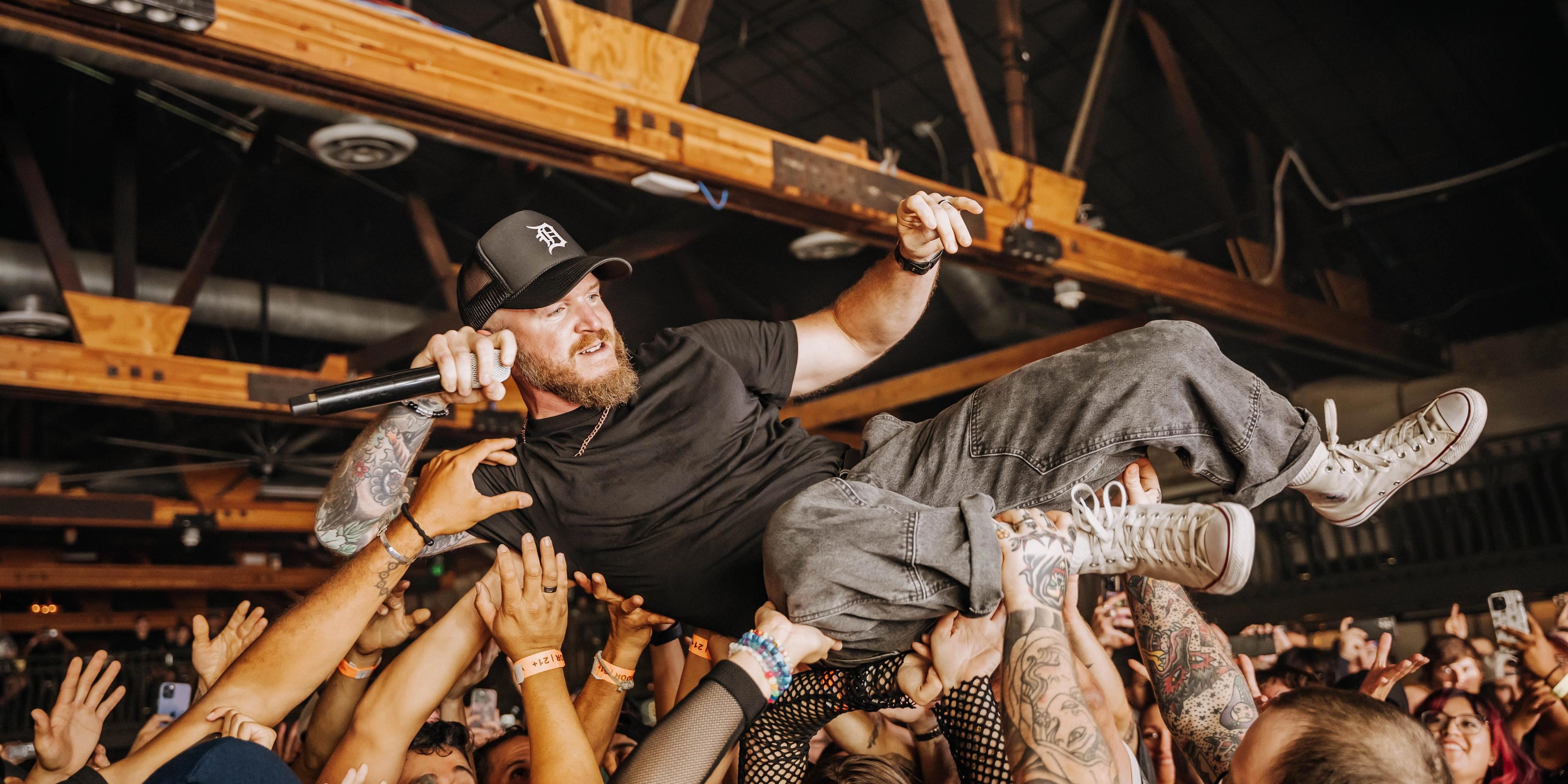 shot by @travelertrippy