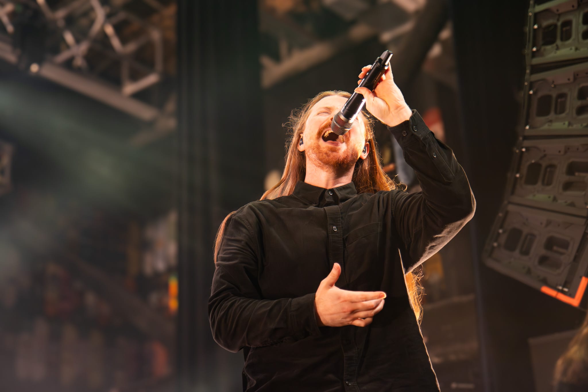 Currents vocalist on the Silence Follows Tour at House of Blues Anaheim, April 11, 2026. Photo by Malika M.