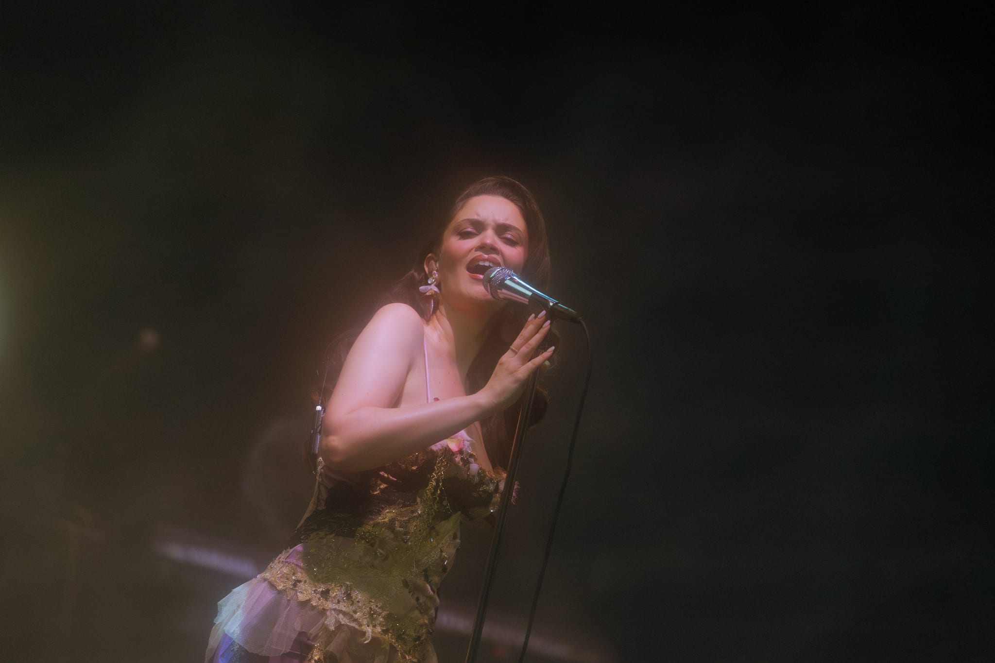 Sabrina Claudio performing at The Wiltern in Los Angeles