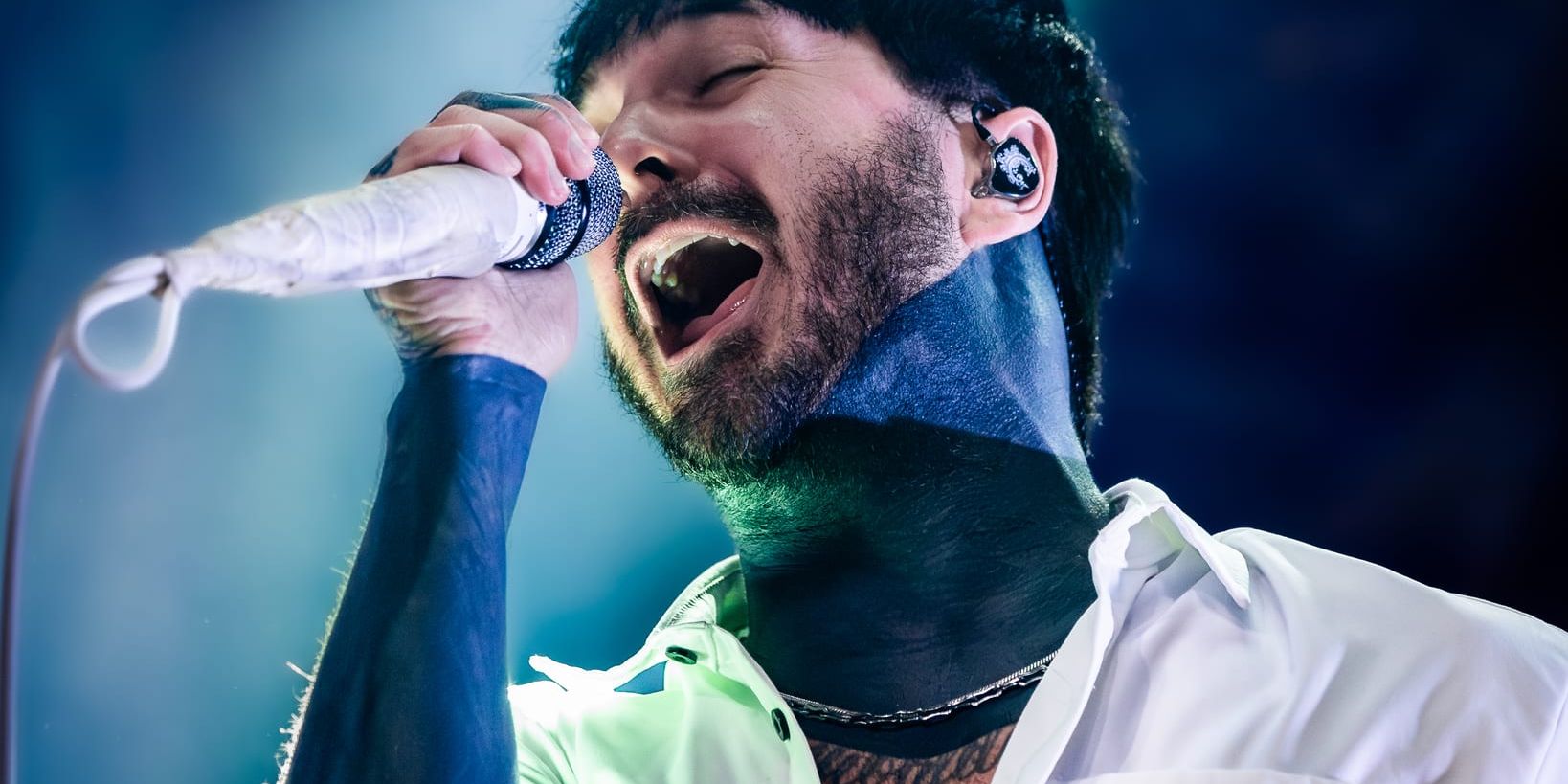 Chiodos performing live on stage