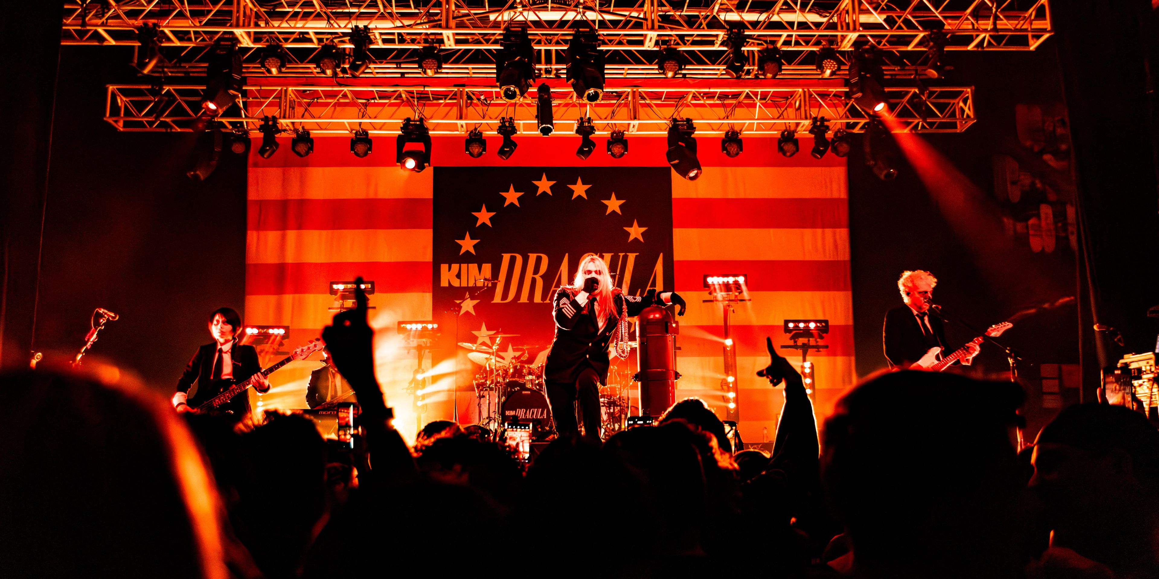 Kim Dracula and Hanabie.