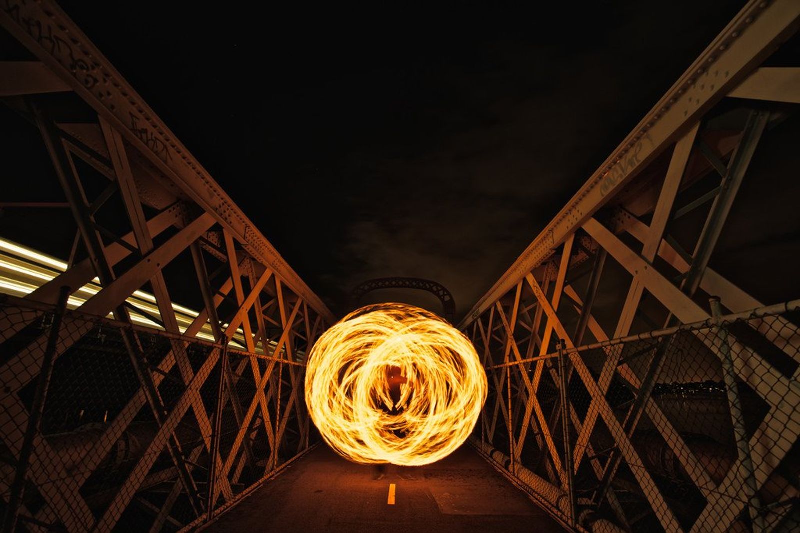Lightpainting Como Bridge Fireball
