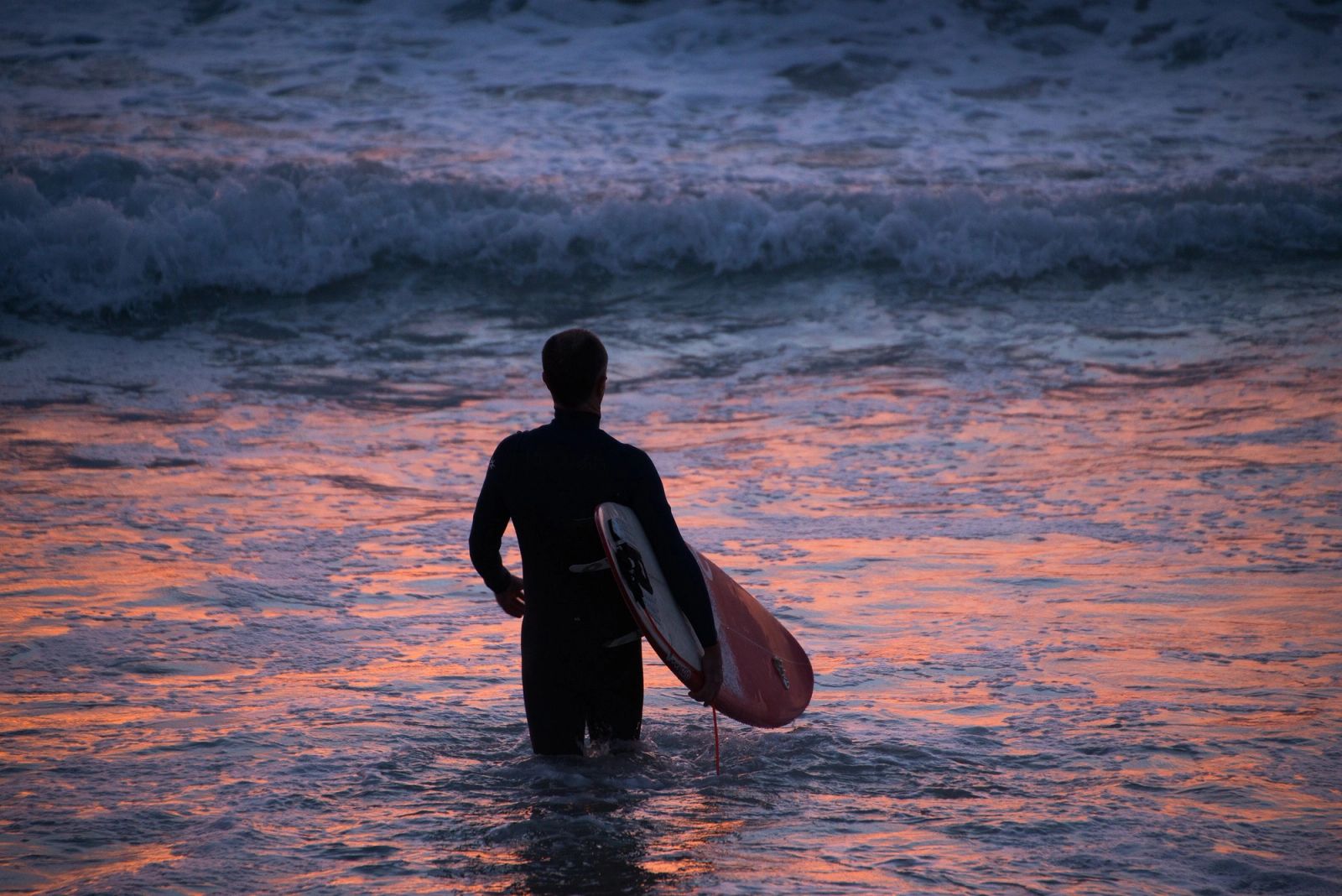 Cronulla Surfer Walking Pink Dawn