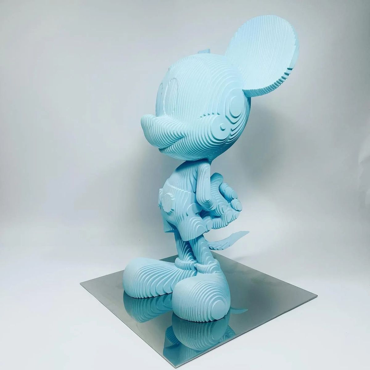 مجسم ميكي ماوس