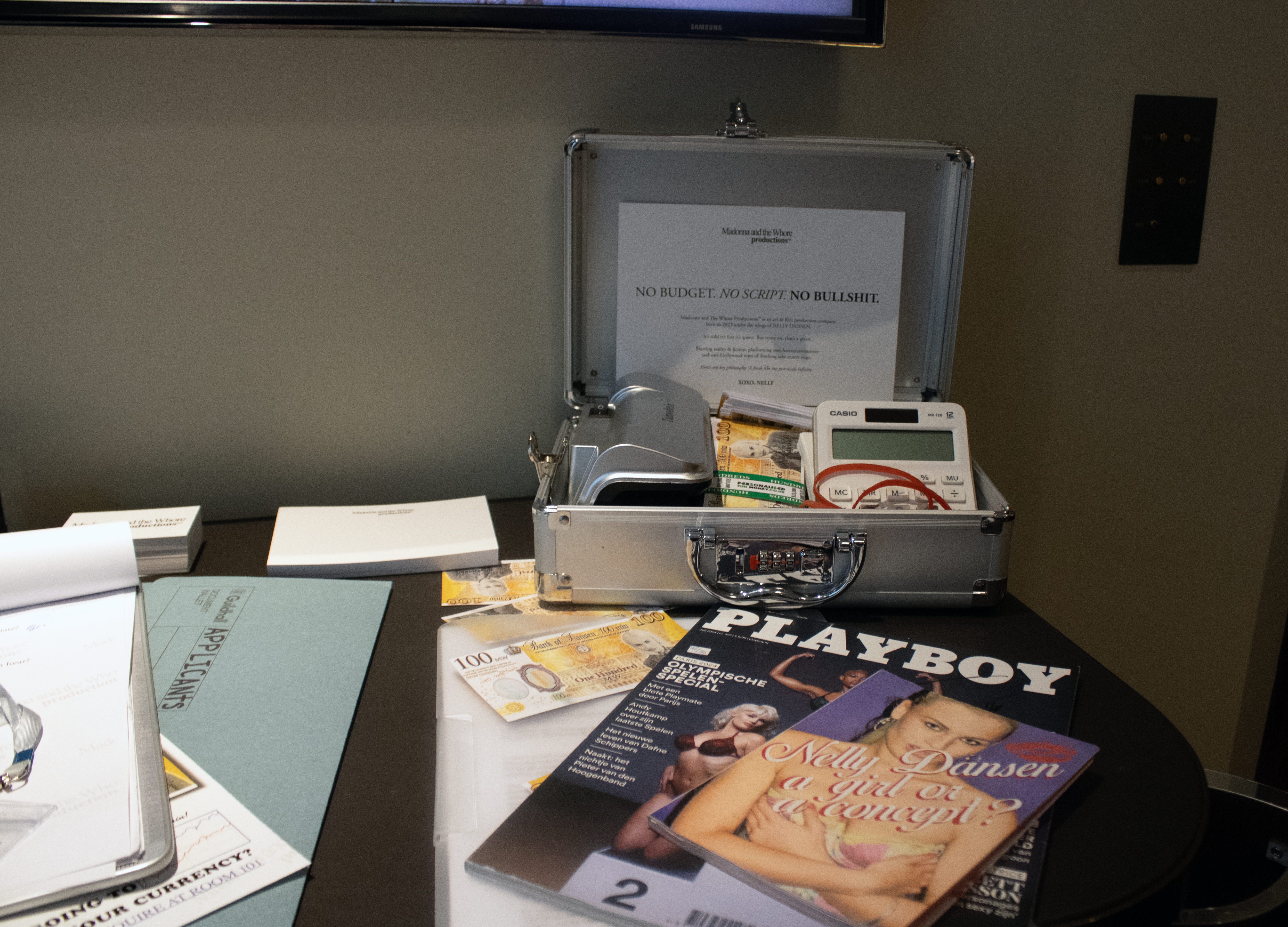 MEGA ATTRACTIVE™ HQ, Minor Attractions (Art Fair)