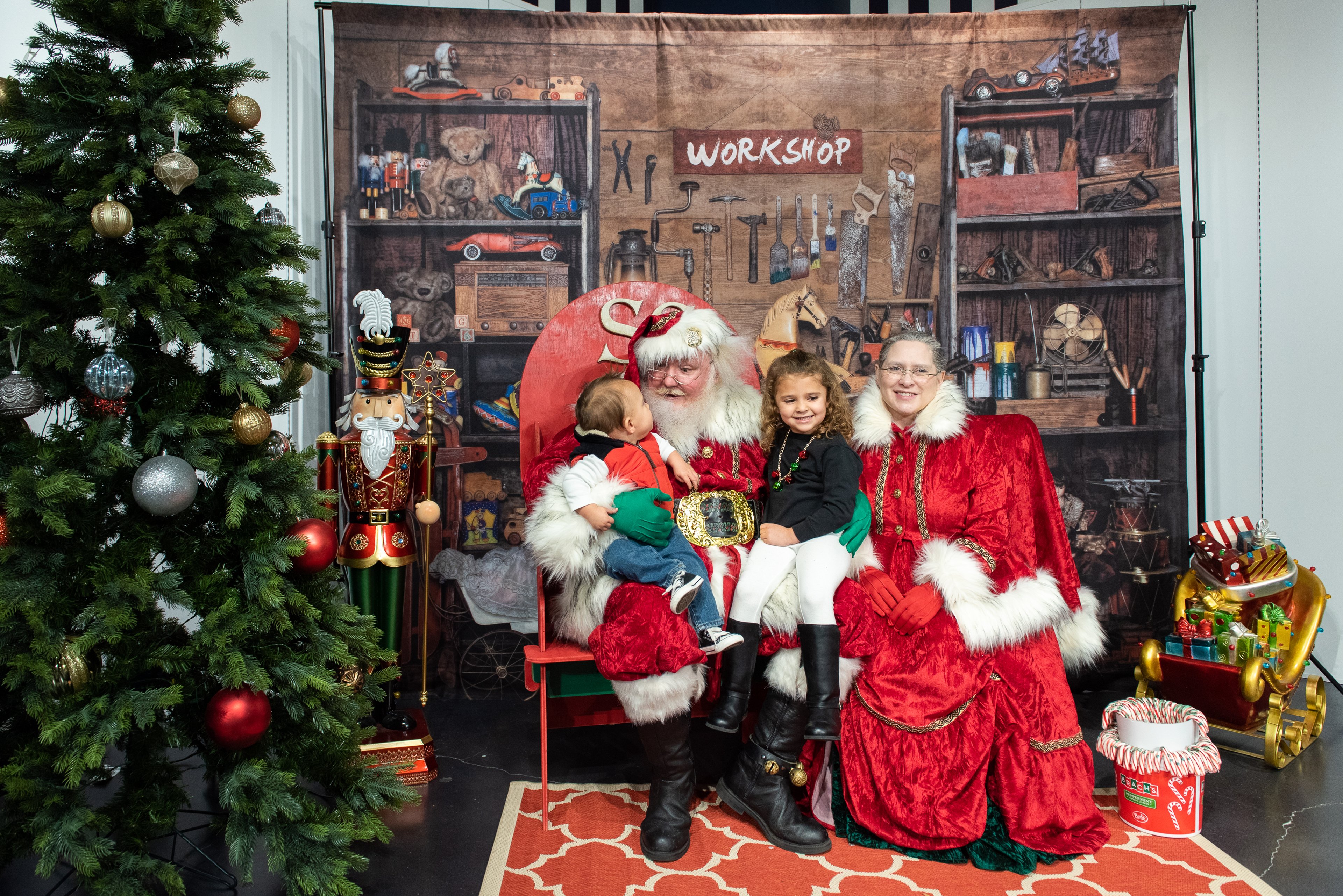 Picture of Santa at Gresham Station