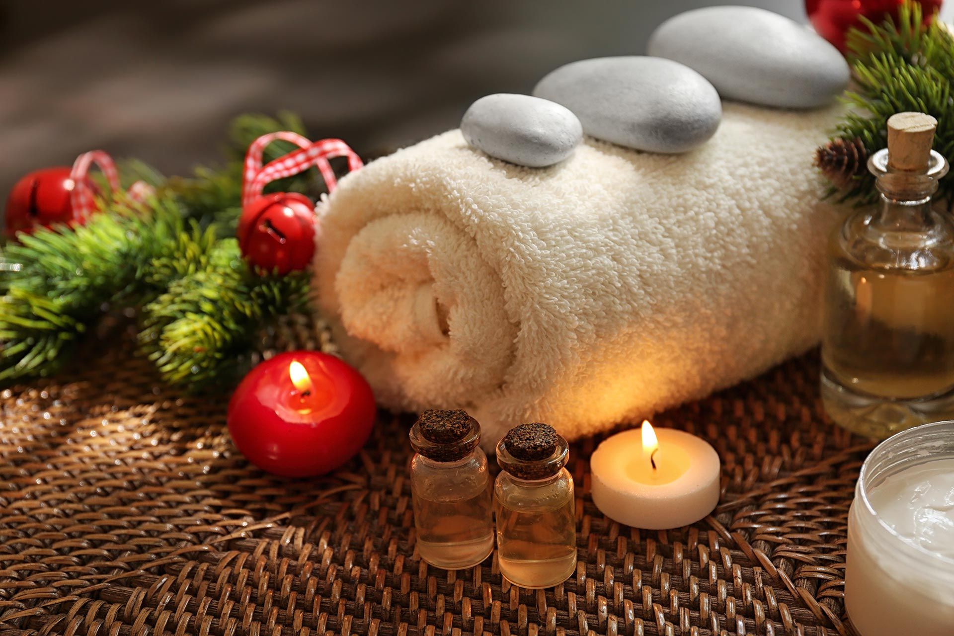 Aristocracy Salon & Day Spa offers Christmas packages for spa, massage, and salon services.