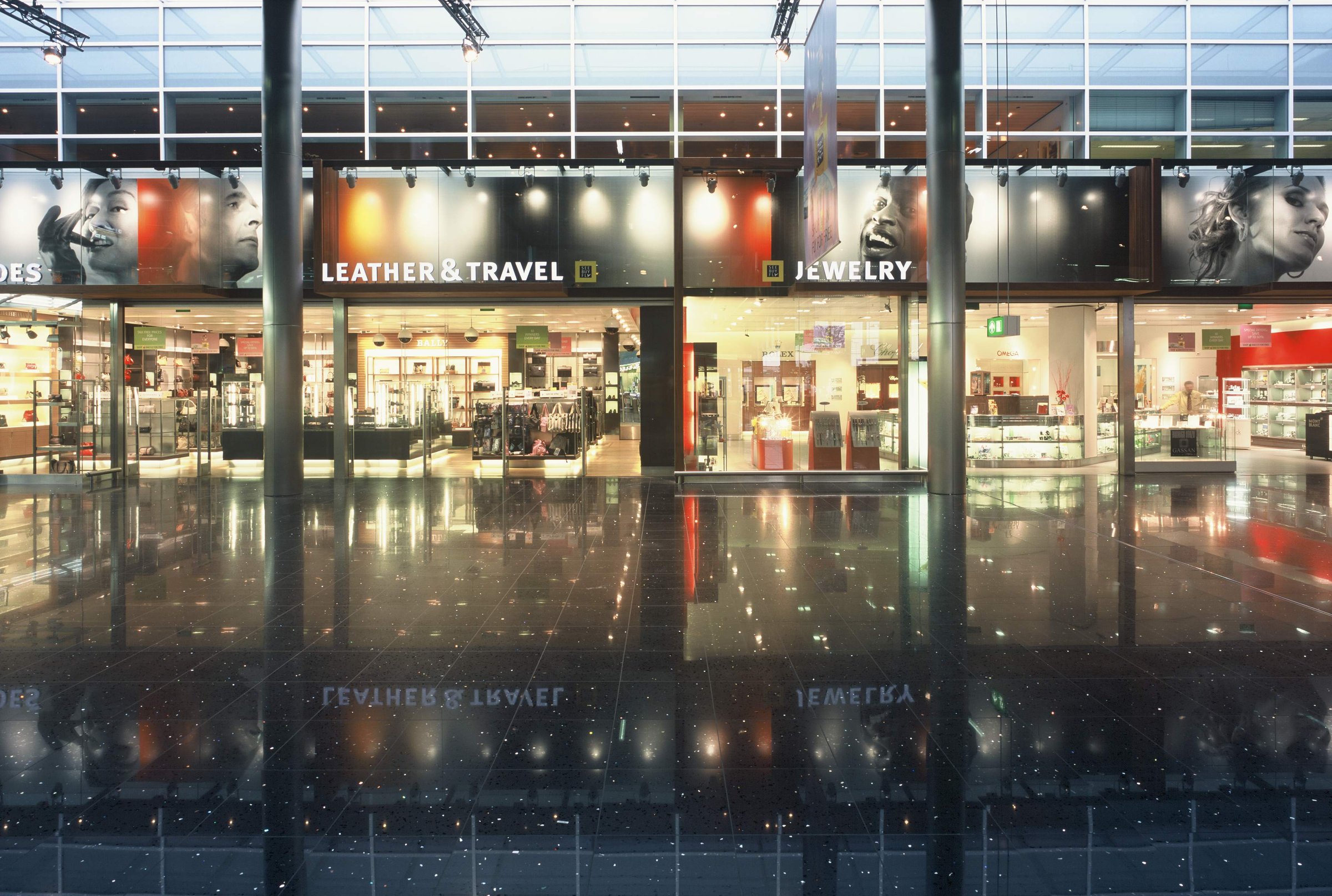 Schiphol Gates & Passenger Experience