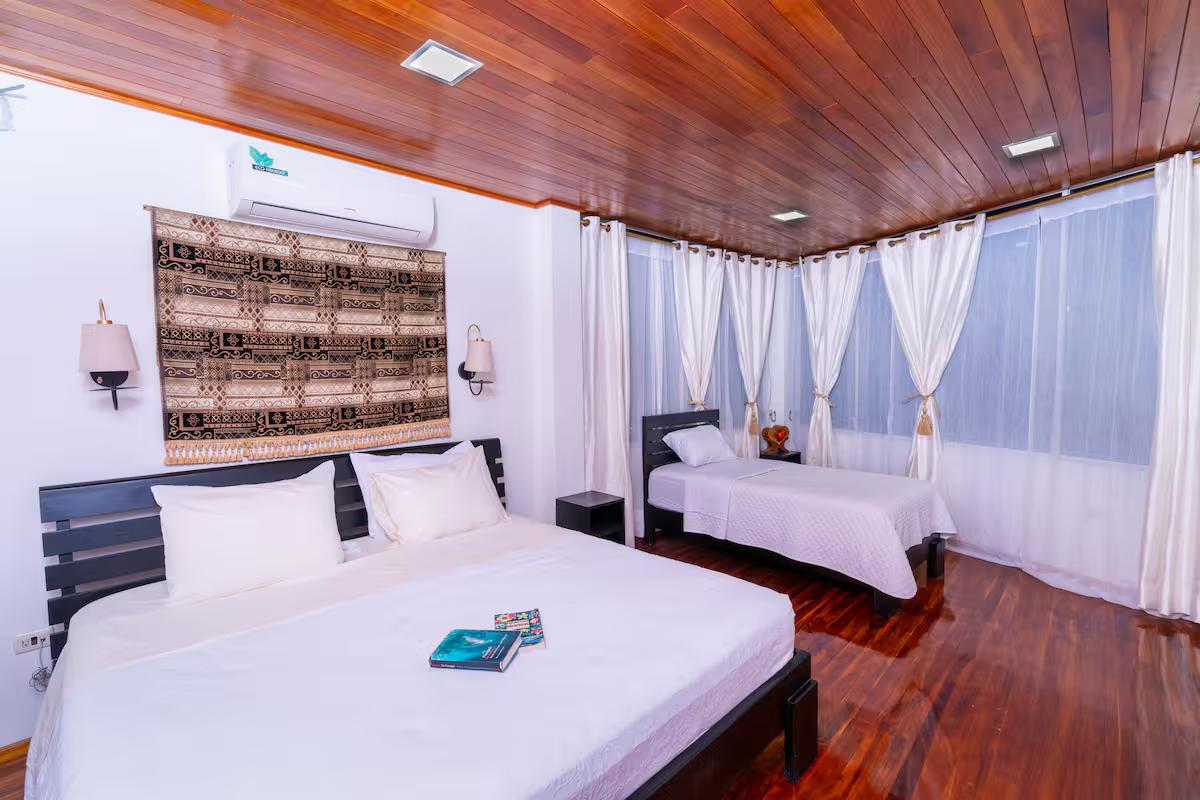 Condo Galápagos & Beyond, Condo 3, Bedroom 2