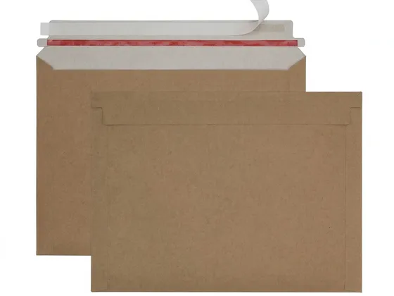 Kraft Mailer — packaging product photo