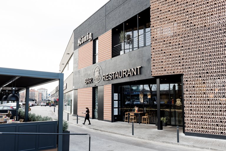 Extracción de humo en el König de Blanes