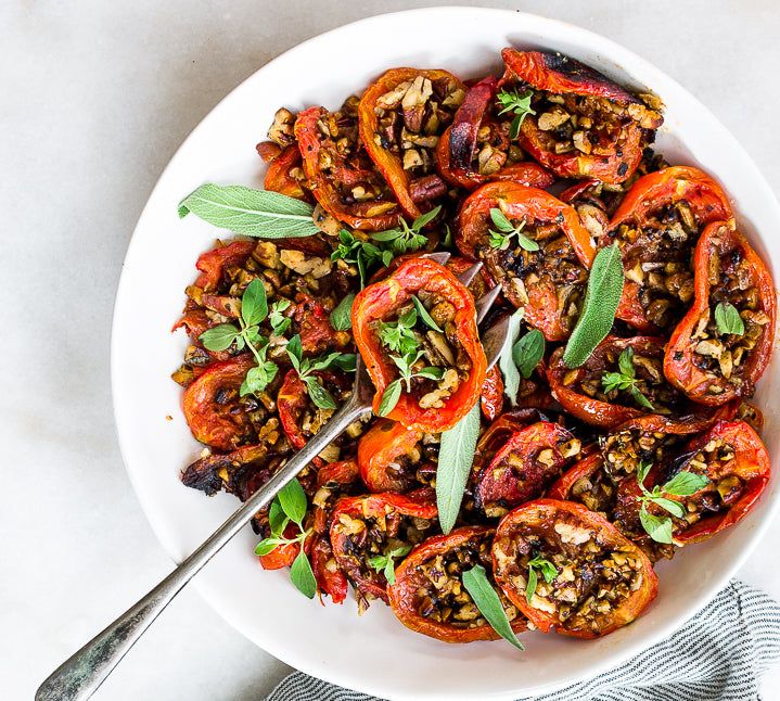 Recipe: Roasted Tomatoes with Savory Pecan Crumble