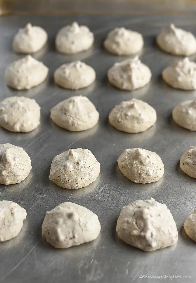 RECIPE: Crispy Meringue Cookies with Fortune Favors (GF)