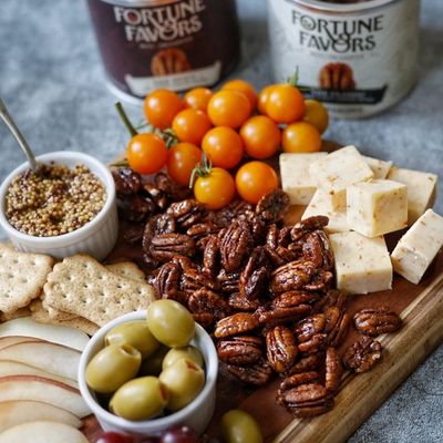 GUIDE: How to Build a Cheese Board