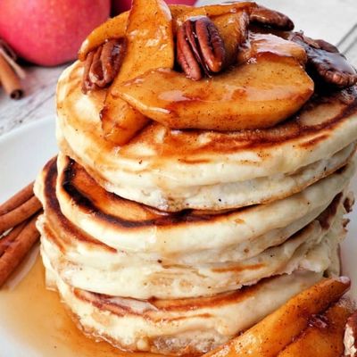 RECIPE: Apple Candied Pecan Pancakes