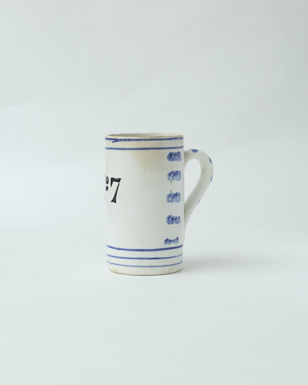 「Nº7」銘 手付きカップ 3