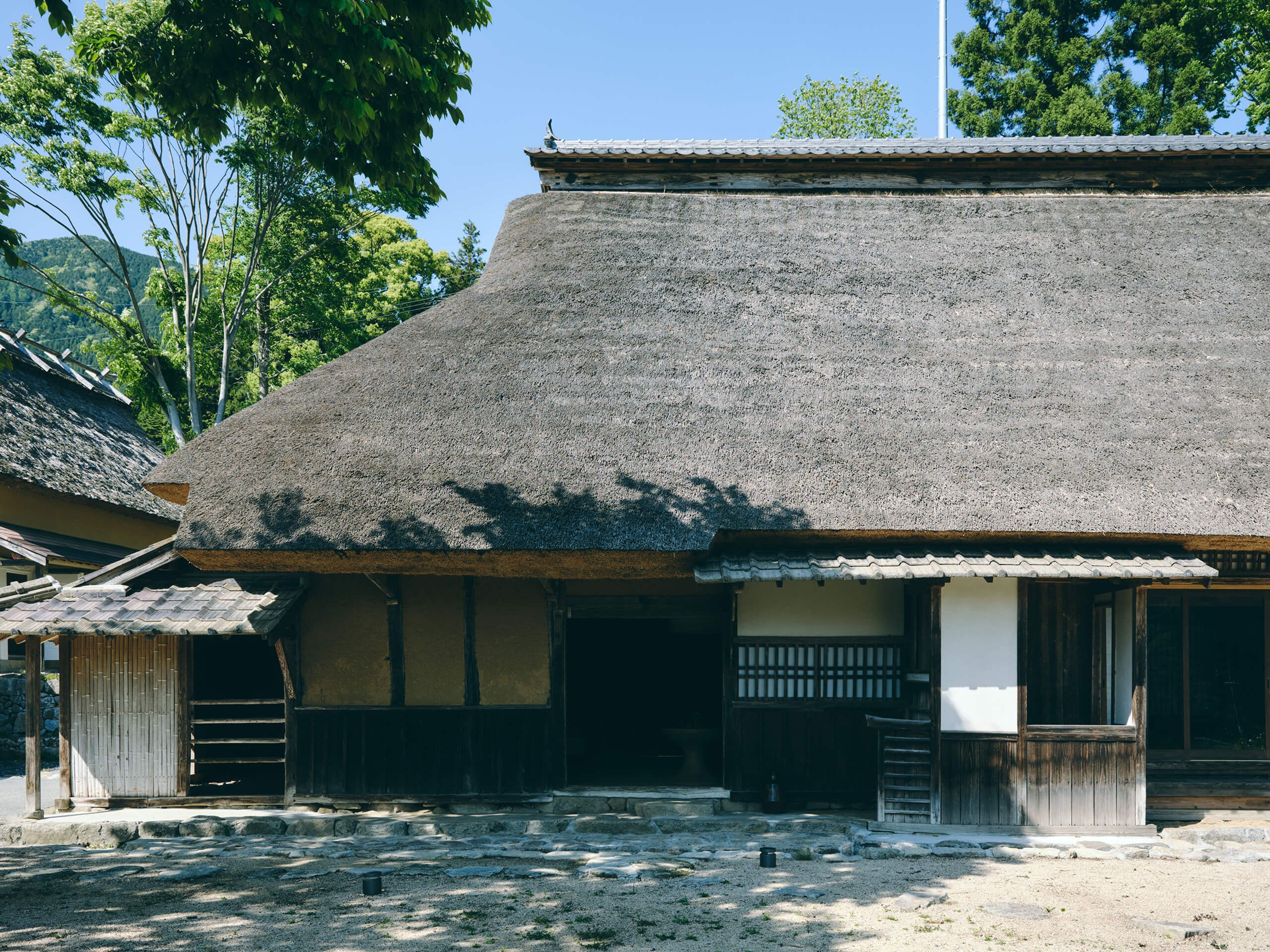 Awakura gallery 17