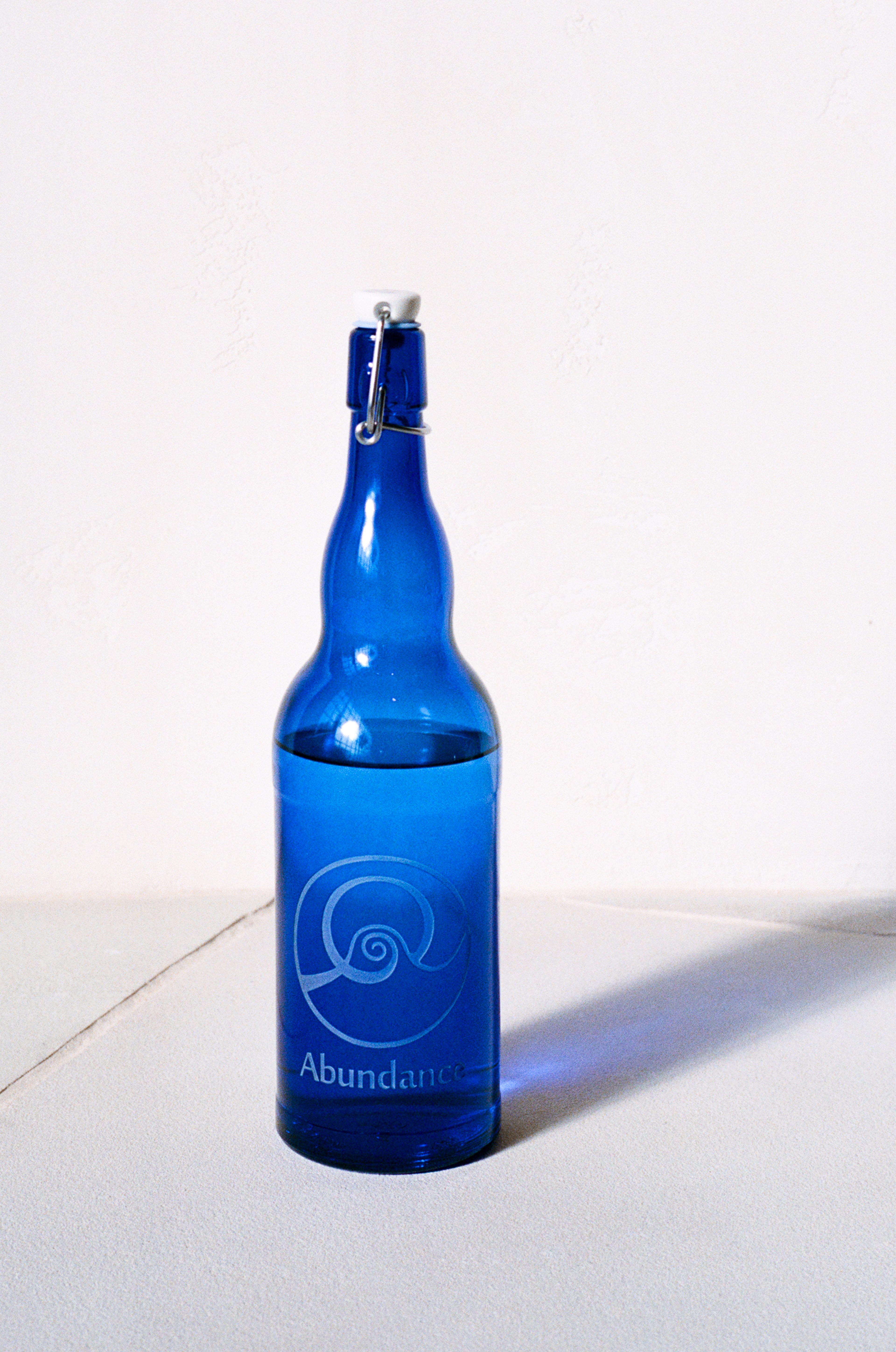 Blue Bottle Sandblasted 1L - 2