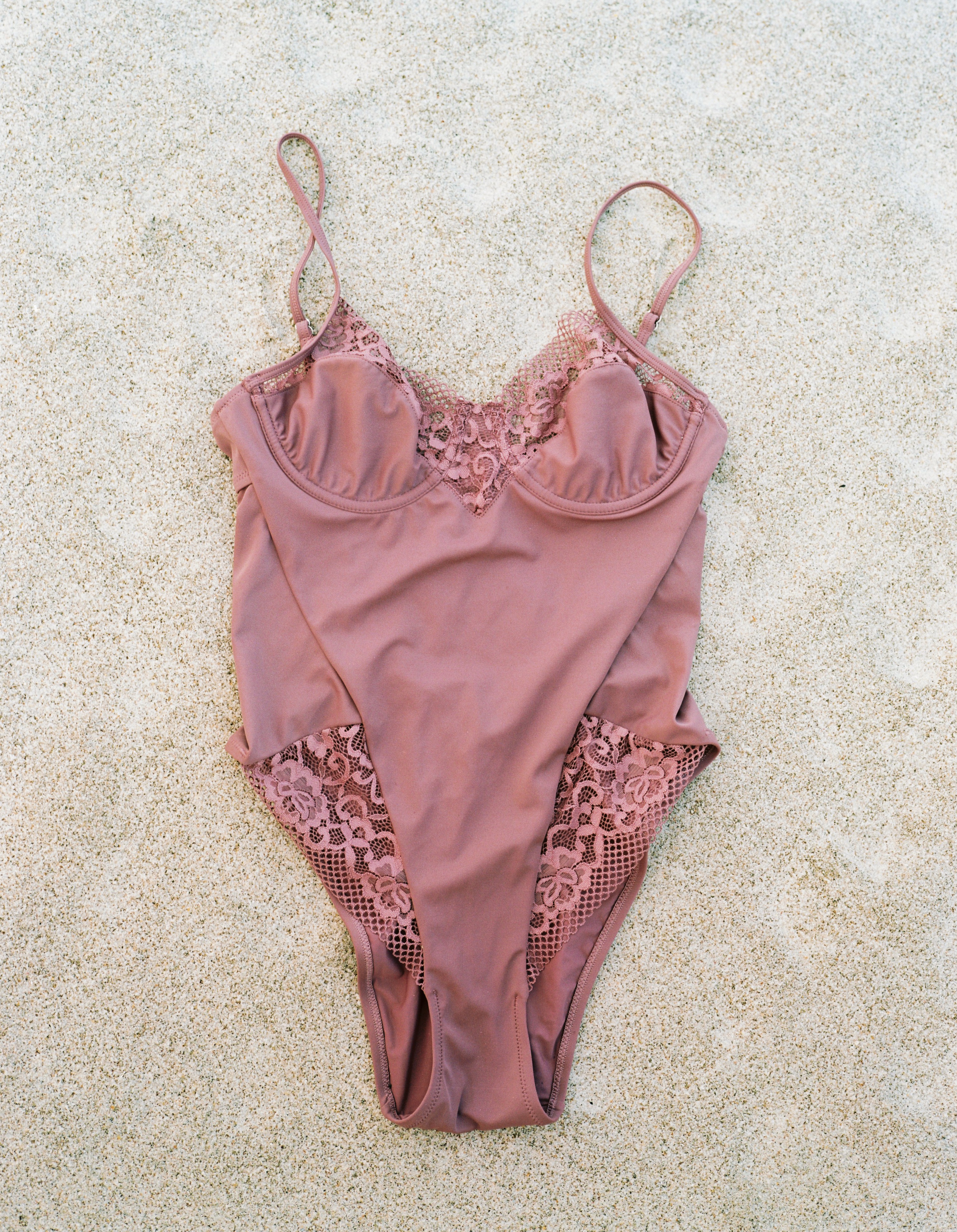 Odette Underwire Swimsuit Hollyhock - 7
