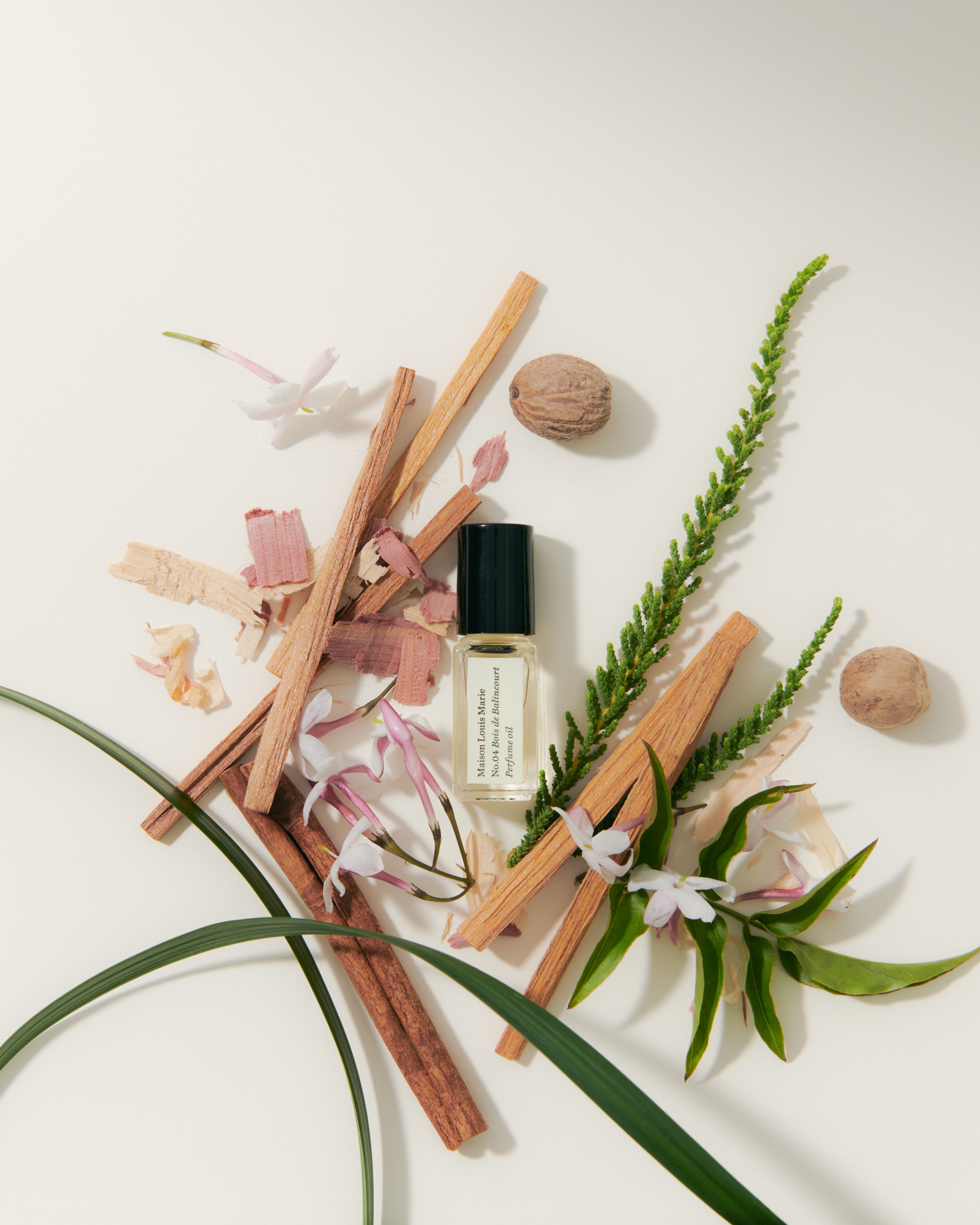 Maison Louis Marie - Perfume Oil Mini - No. 04 Bois de Balincourt - 3