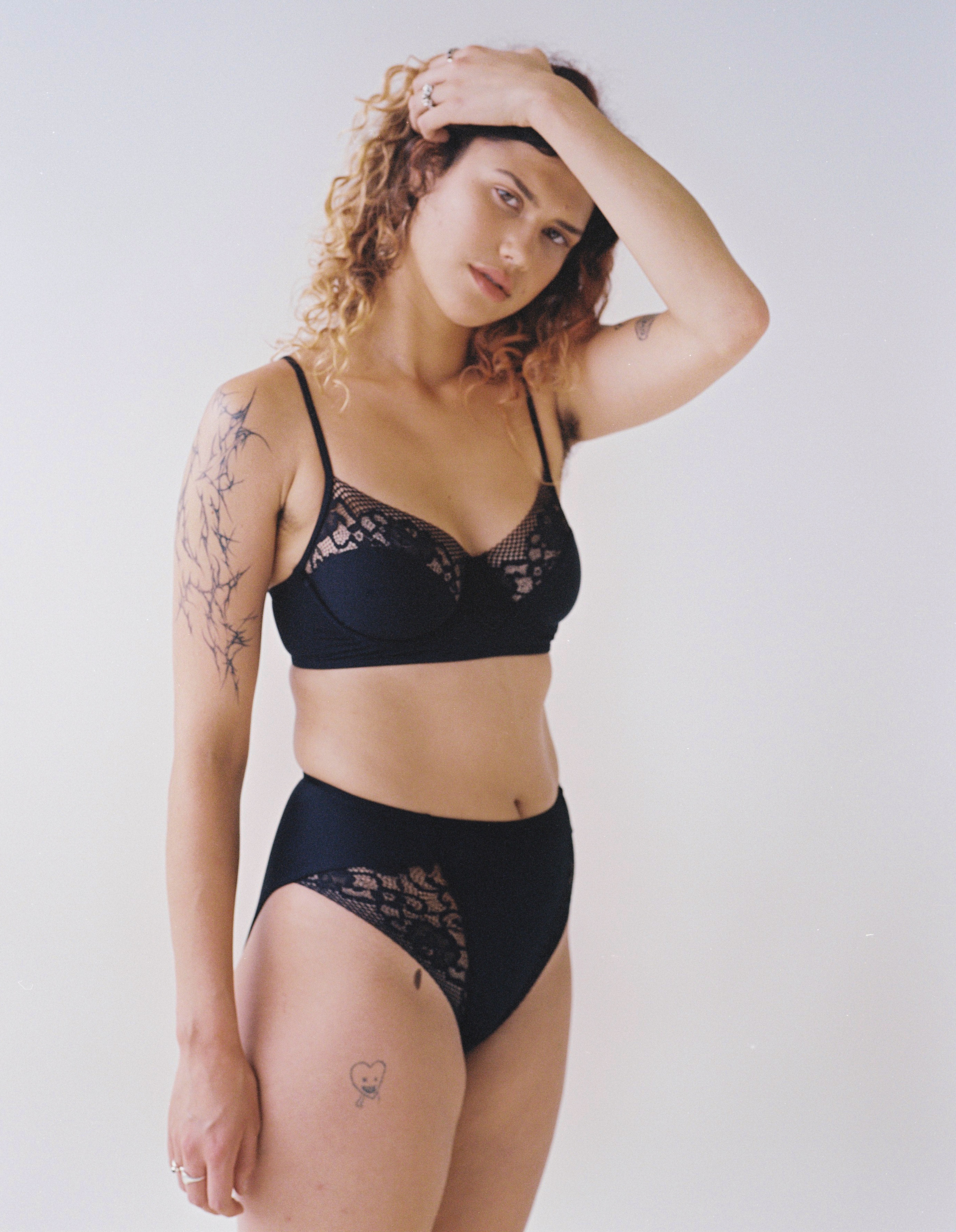 Odette Underwire Bikini Black - 4