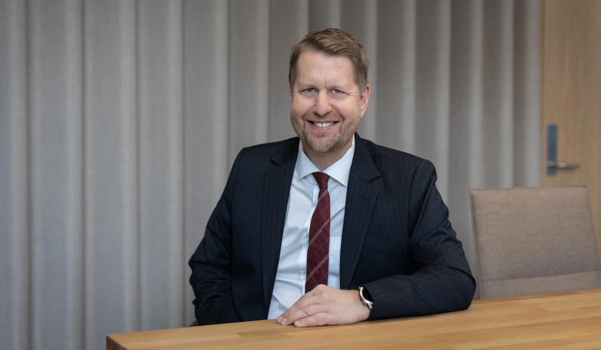 Olav Pedersen, Harris advokatfirma.