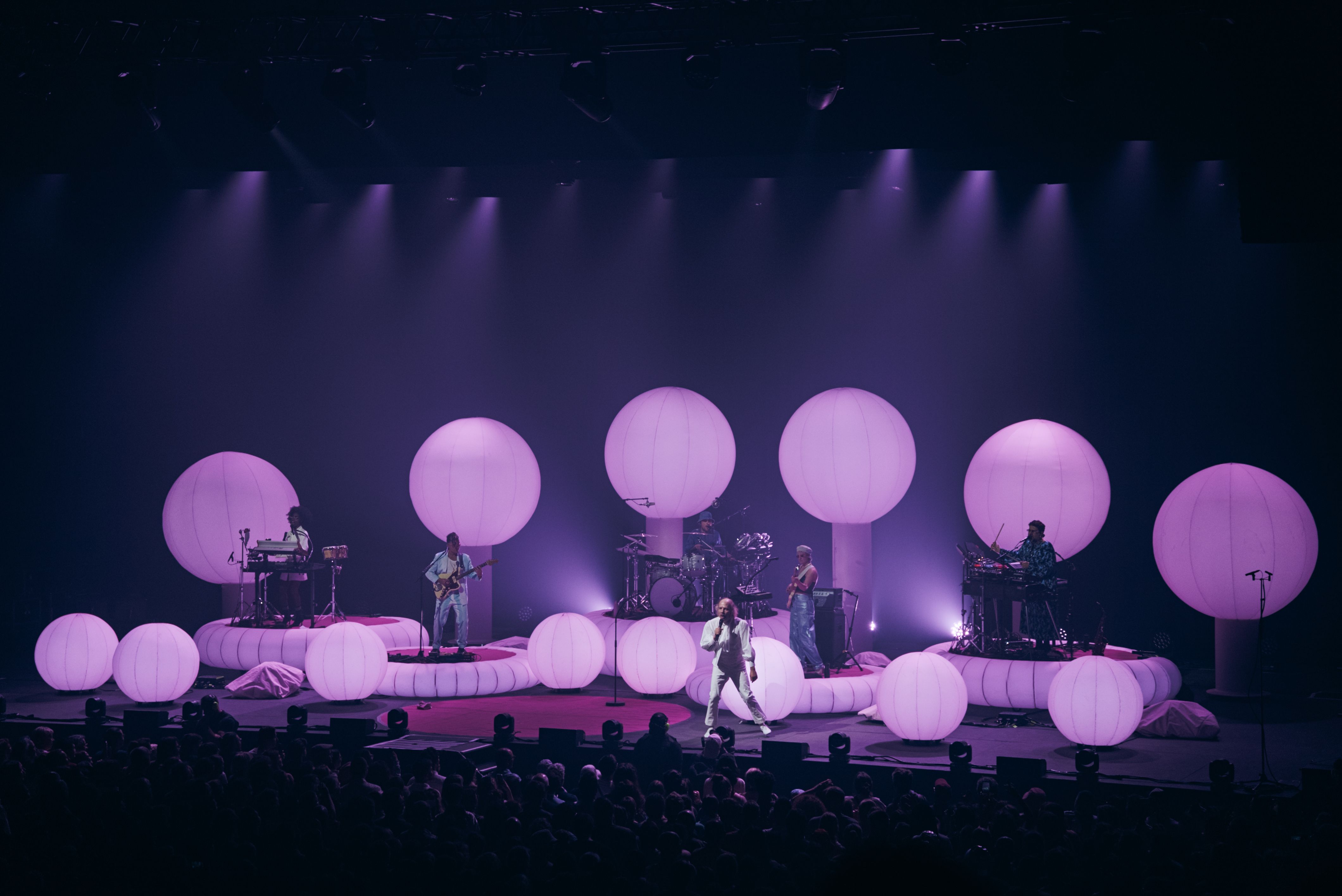 Philippe Katerine, Zouzou Tour, scénographie, design lumière