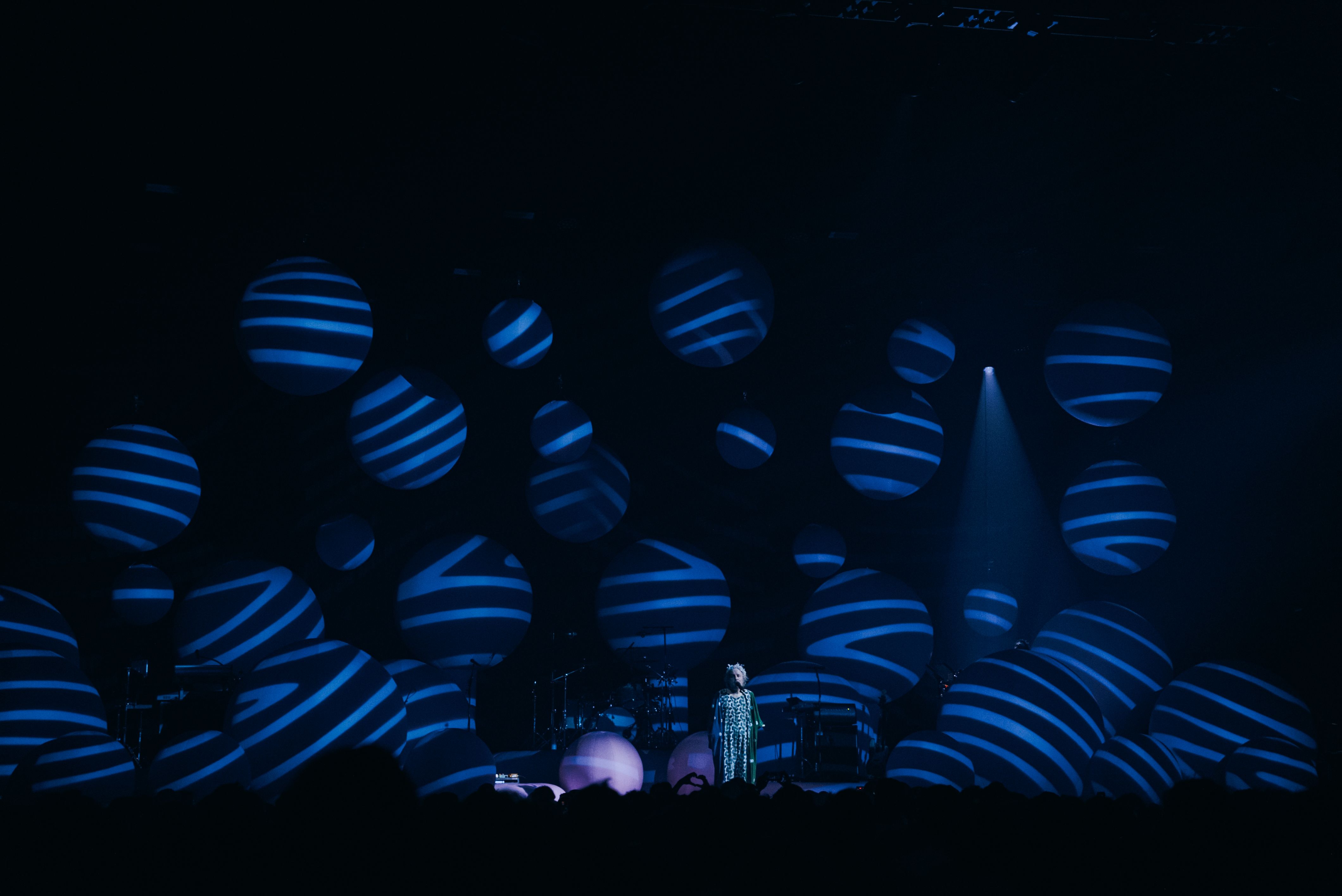 Philippe Katerine, Zouzou Tour, scénographie, design lumière