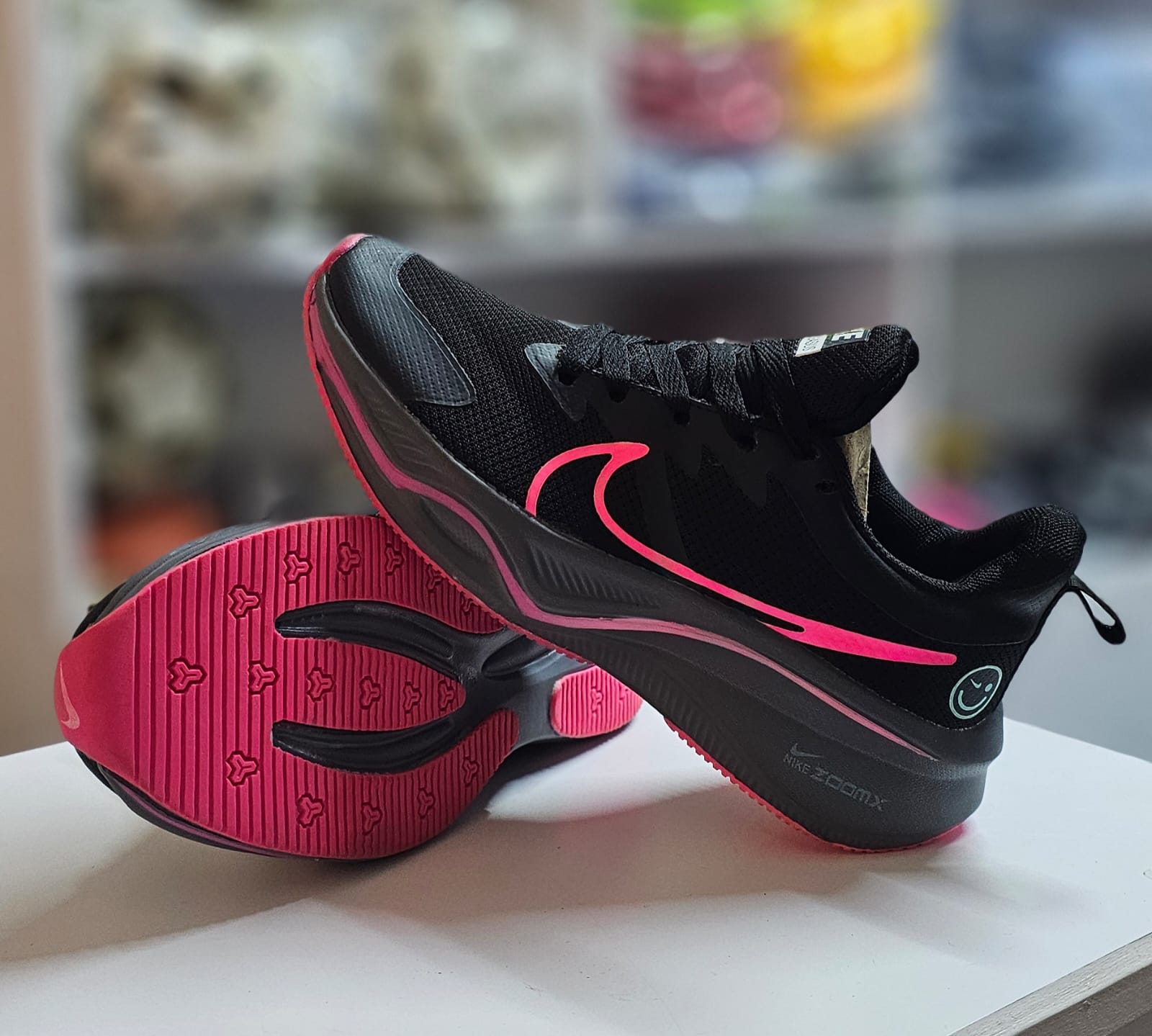 Nike Zoom X Smiley Black-Pink2