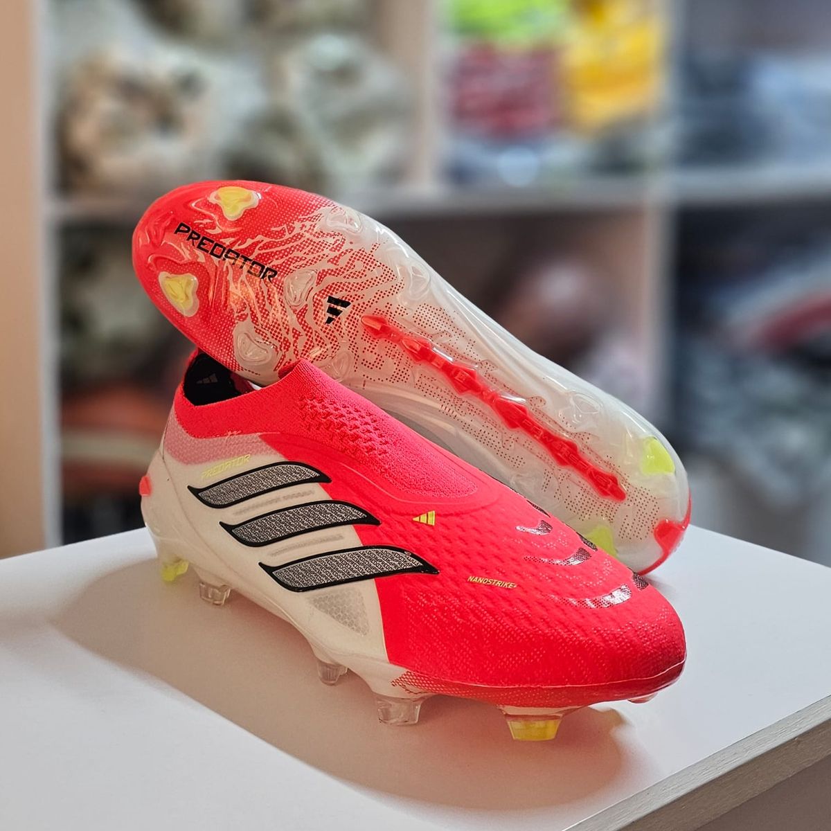 Adidas Predator Elite Laceless FG — view 1