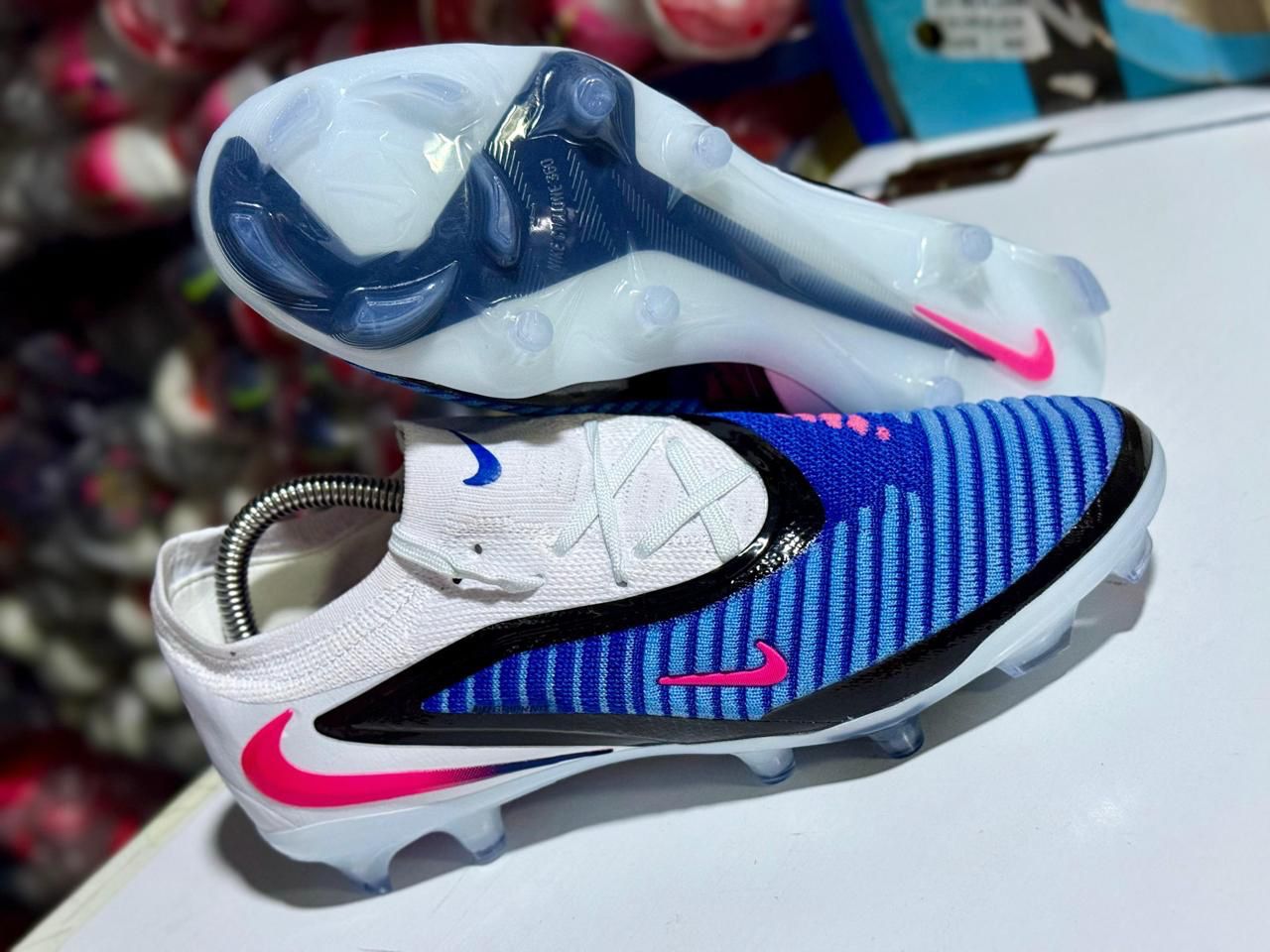 Nike Phantom 6 Low Elite FG Football Boots