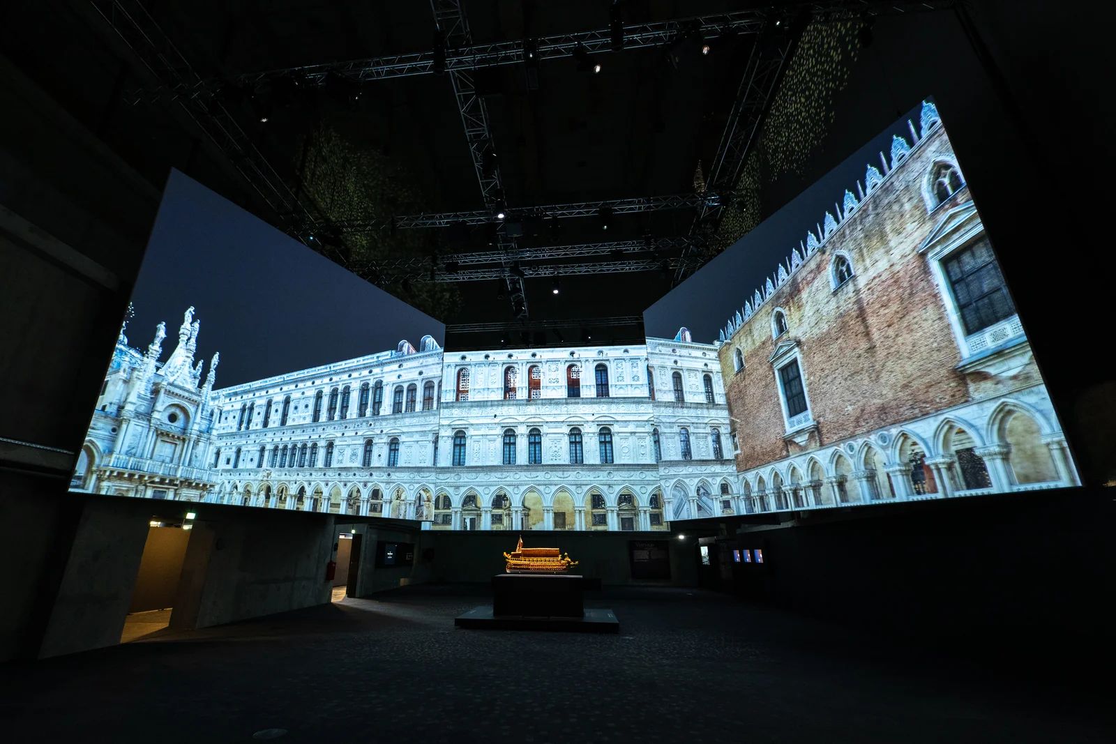 Venice Revealed — image 6