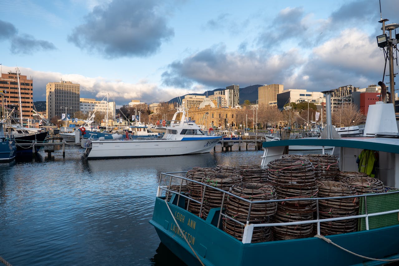 Hobart port and city