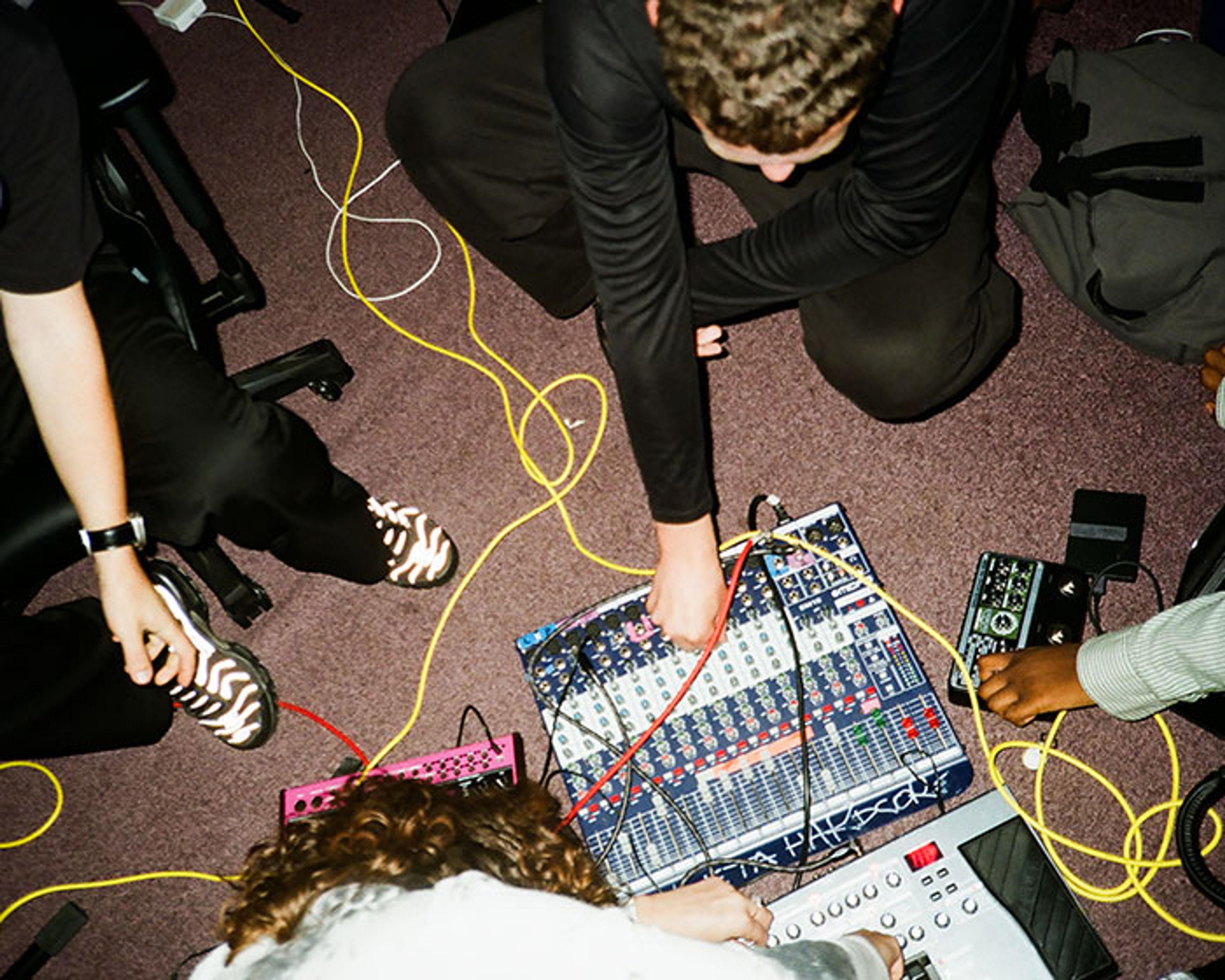 Unsound label graphic