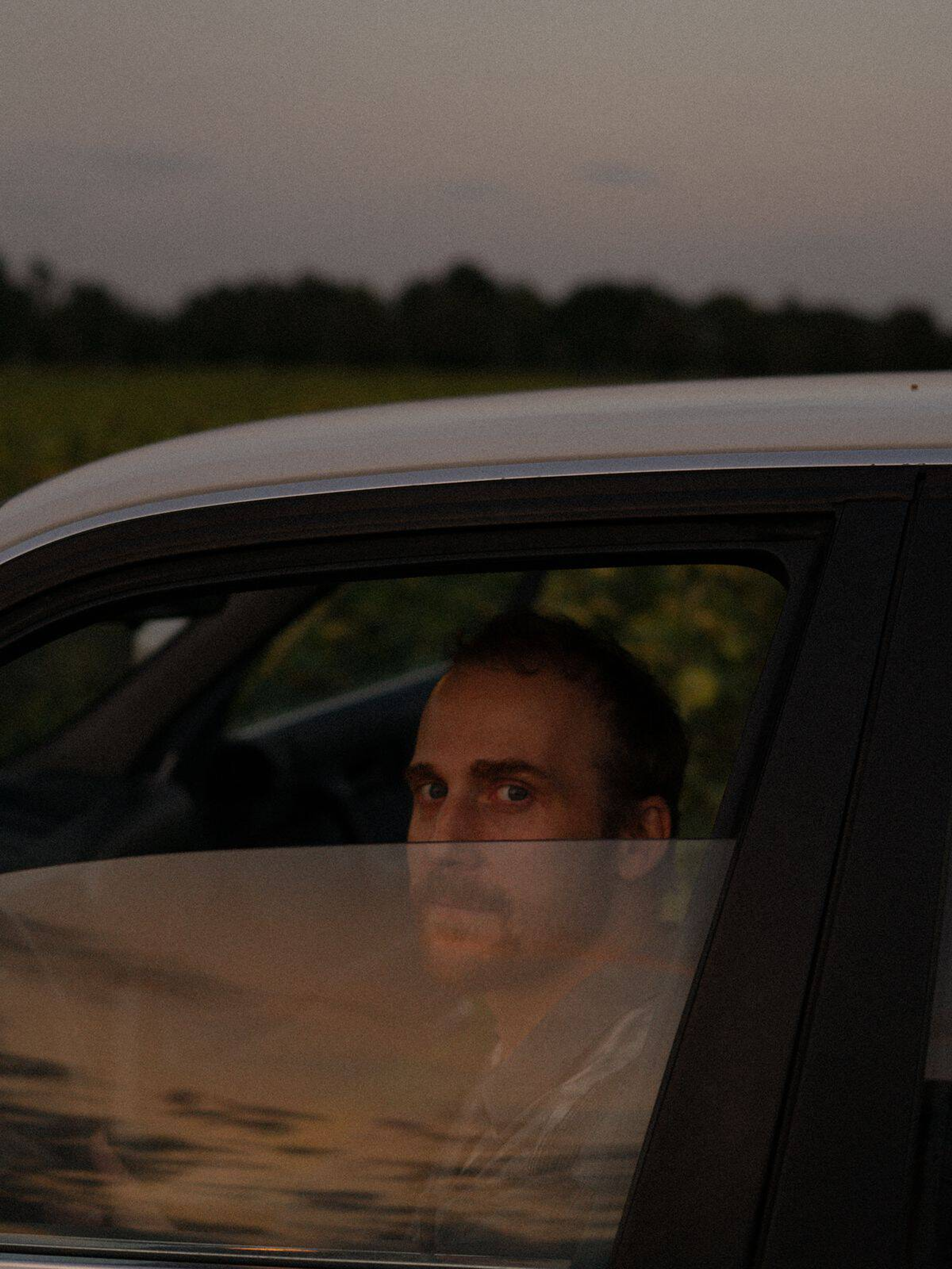 Piotr Kurek presents Songs & Bodies in a car