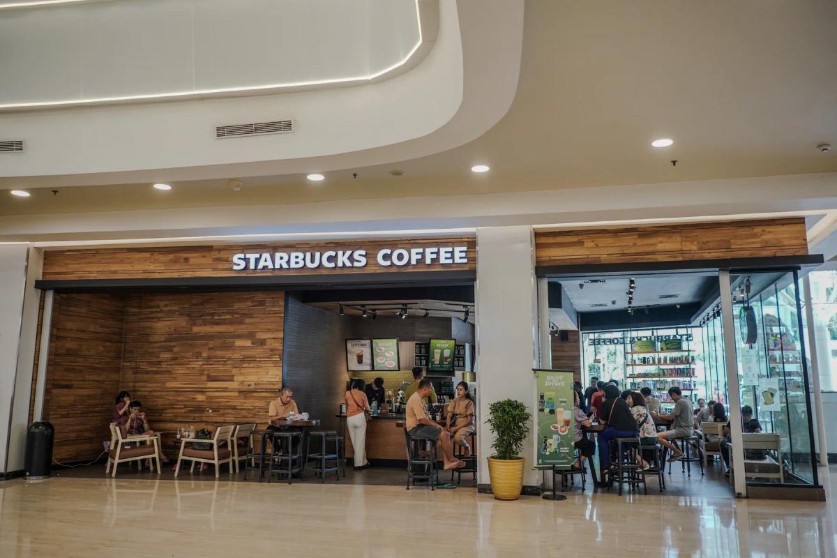 Starbucks 1