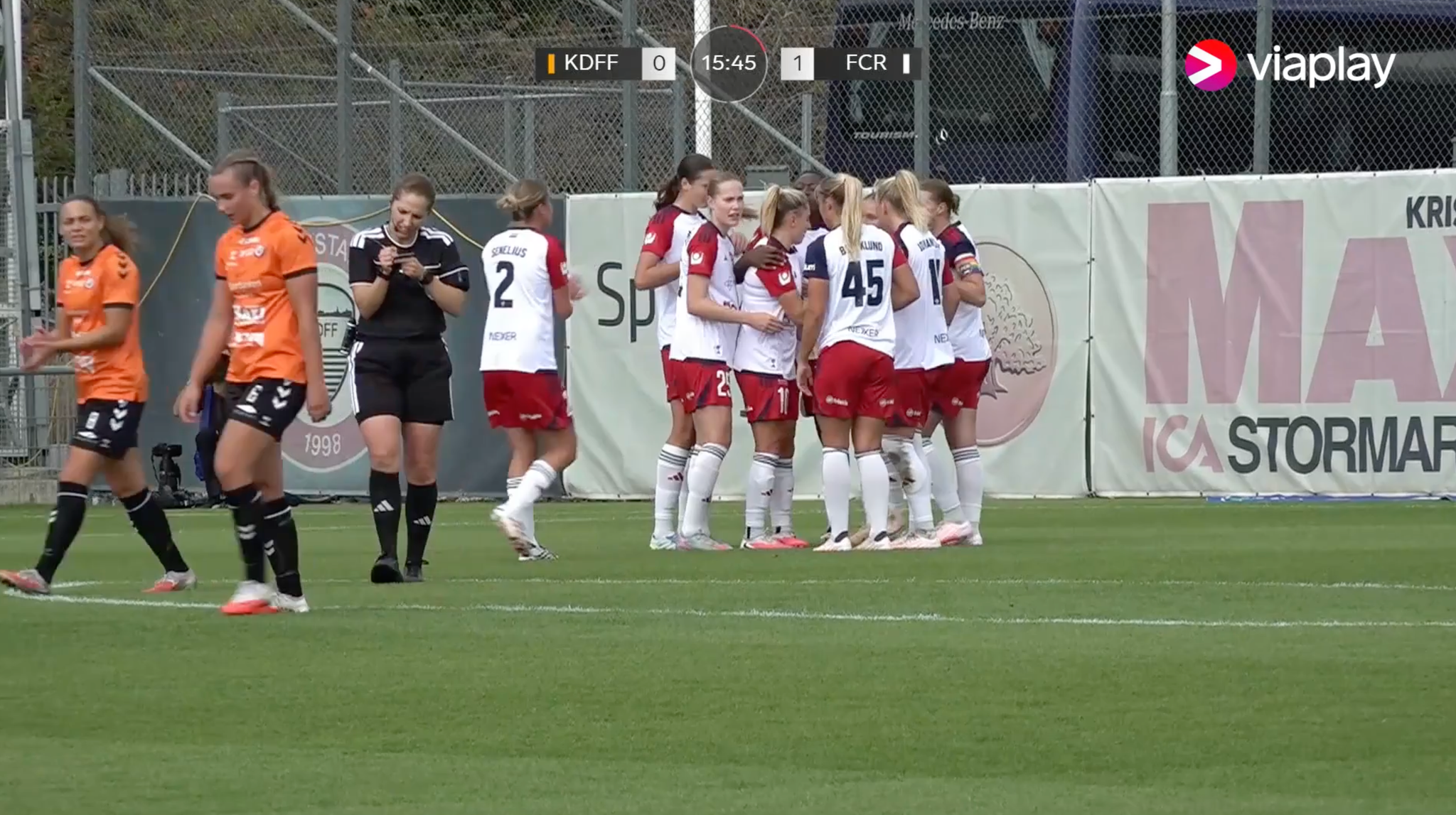 FC Rosengård celebrates the first goal