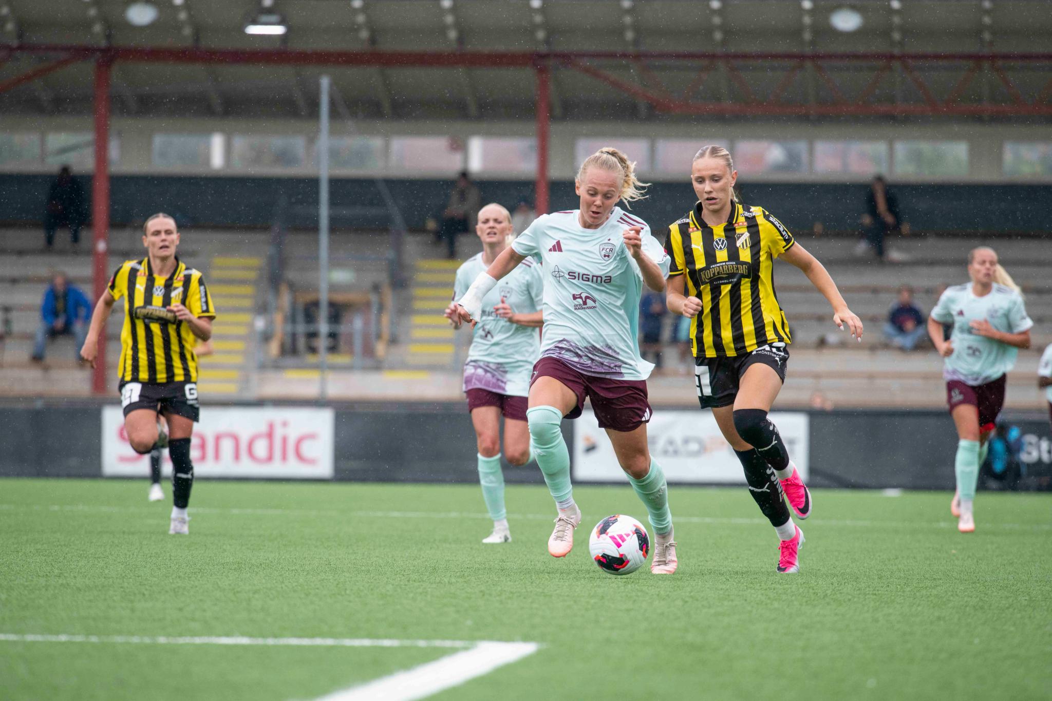 Molly Johansson