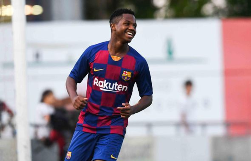 Ansu Fati training for FC Barcelona, representing the natural movement, athletic development, and qualities associated with world-class footballers discussed in this article.