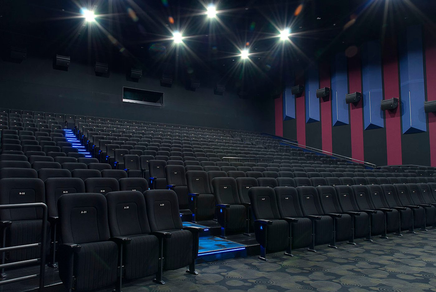 Anonymous Cochlear Implant User, Japan - Tested across two Bettear Auracast-equipped cinemas and one museum - February 2026