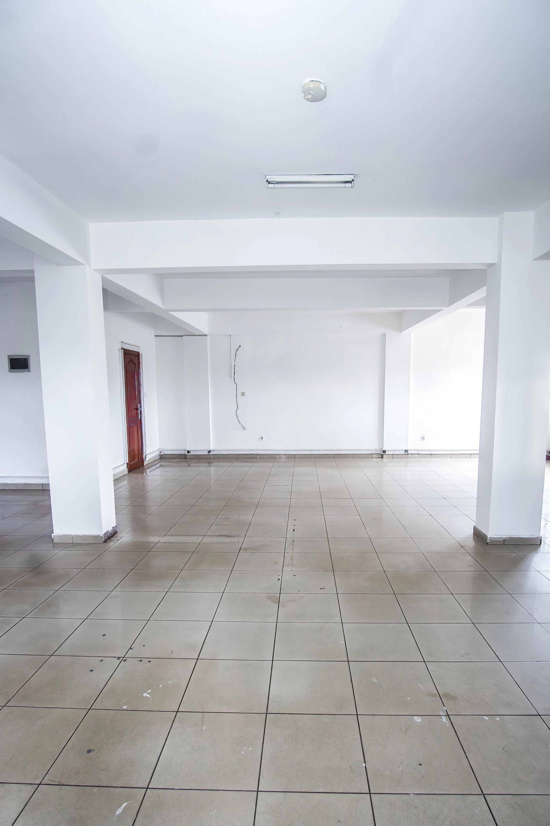Bureau à louer, Marche Centrale Immeuble CCA - SCI AFG