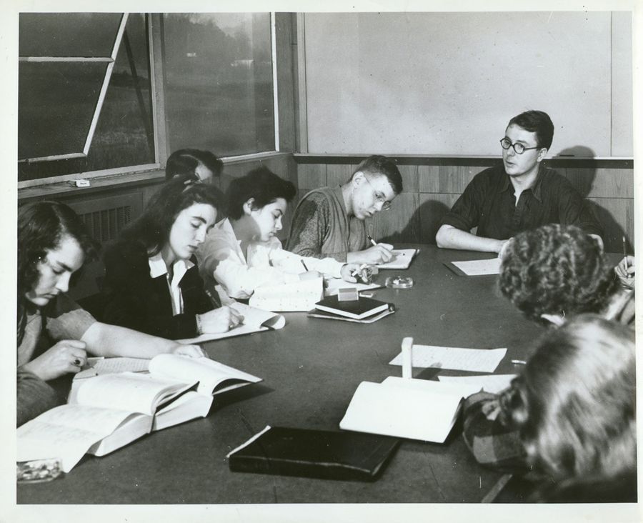 Eric Bentley’s class, ca. 1943