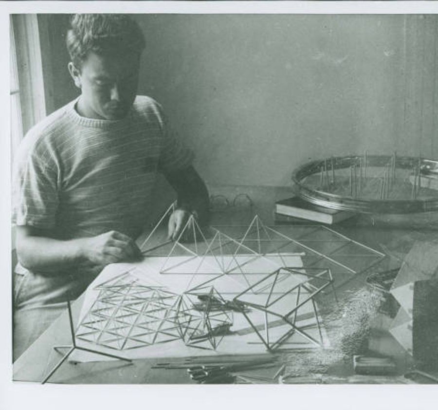 Kenneth Snelson, 1949 Summer Institute